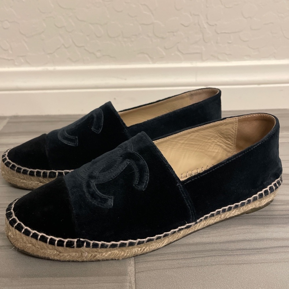 Chanel Dark Navy Velvet Espadrilles - Picture 9 of 13